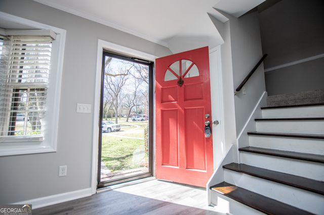 541 N White Street 11, Carrollton, GA 30117