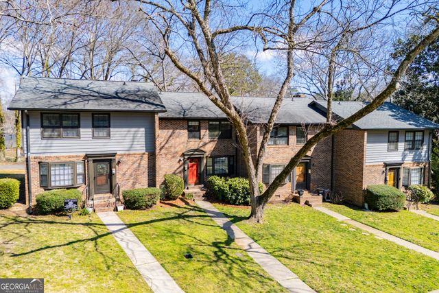 541 N White Street 11, Carrollton, GA 30117