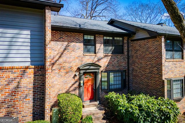 541 N White Street 11, Carrollton, GA 30117