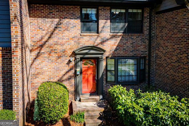 541 N White Street 11, Carrollton, GA 30117