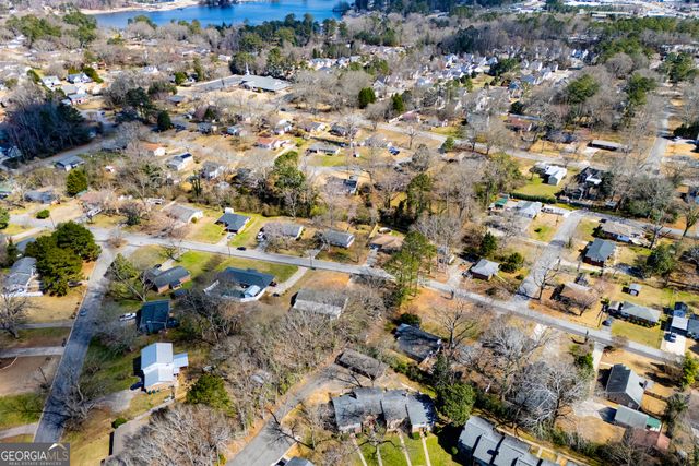 541 N White Street 11, Carrollton, GA 30117