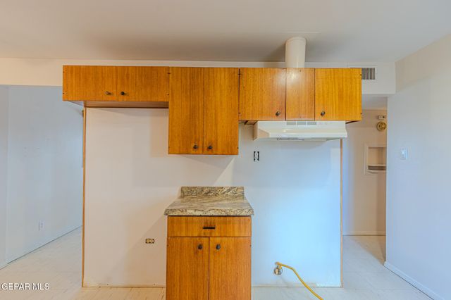 5840 BOBWHITE Avenue, El Paso, TX 79924