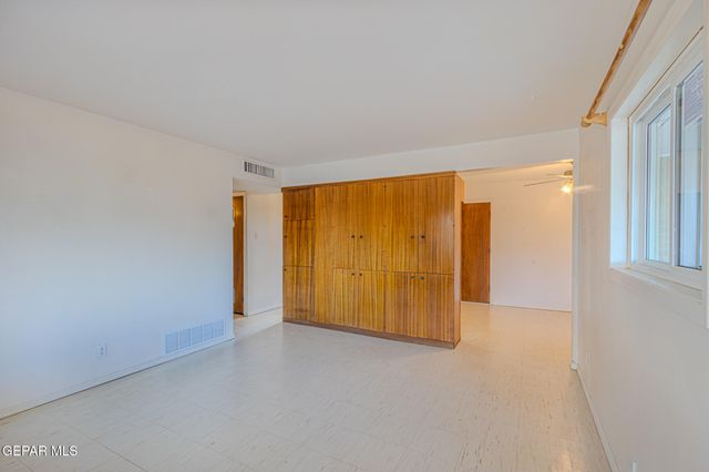 5840 BOBWHITE Avenue, El Paso, TX 79924