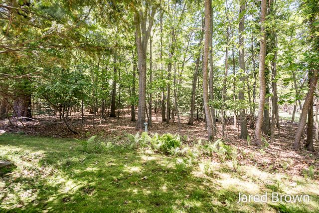 3647 Brentwood Street, Norton Shores, MI 49441