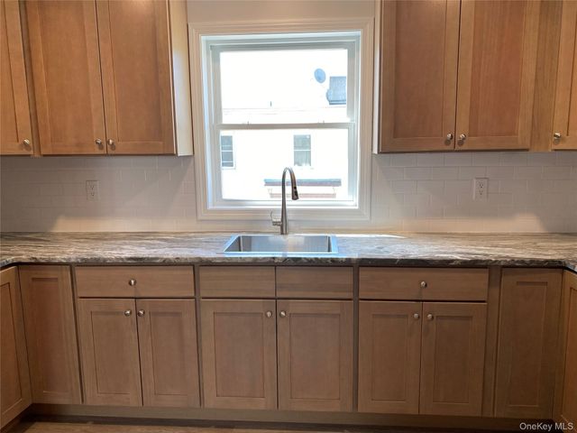 120 E CENTRAL Avenue A-3, Pearl River, NY 10965