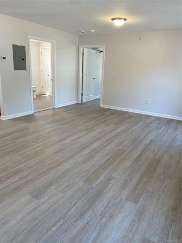 120 E CENTRAL Avenue A-3, Pearl River, NY 10965