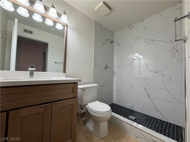 210 East Flamingo Road 126, Las Vegas, NV 89169