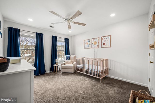 142 PENNS MANOR DR, Kennett Square, PA 19348
