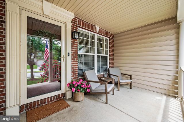 142 PENNS MANOR DR, Kennett Square, PA 19348