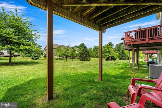 142 PENNS MANOR DR, Kennett Square, PA 19348
