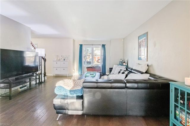 2525 Archdale DR, Virginia Beach, VA 23456