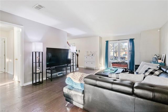 2525 Archdale DR, Virginia Beach, VA 23456