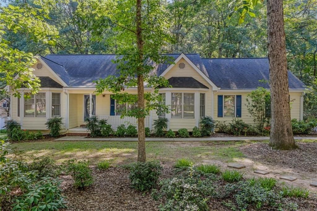 360 N Oakland Circle, Mcdonough, GA 30253