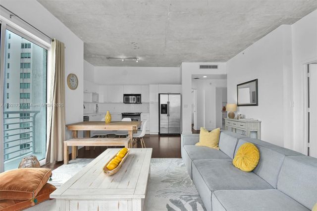 234 NE 3rd St 1802, Miami, FL 33132