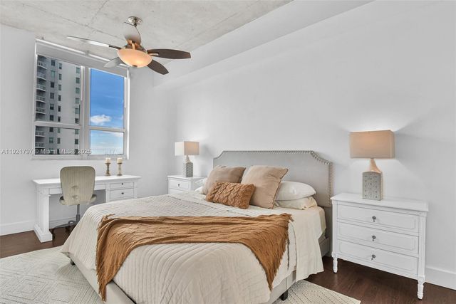 234 NE 3rd St 1802, Miami, FL 33132