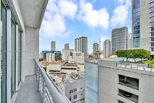 234 NE 3rd St 1802, Miami, FL 33132