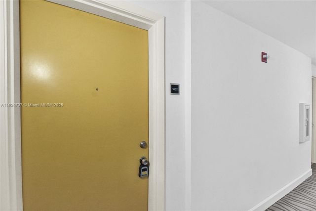 234 NE 3rd St 1802, Miami, FL 33132