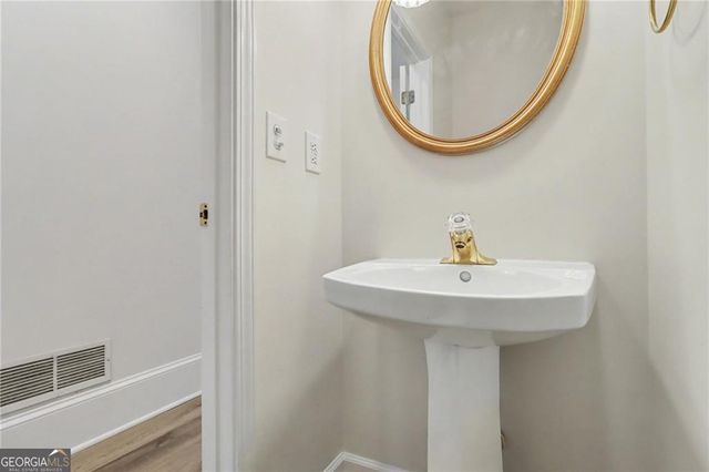 5085 Chapel Lake Circle, Douglasville, GA 30135