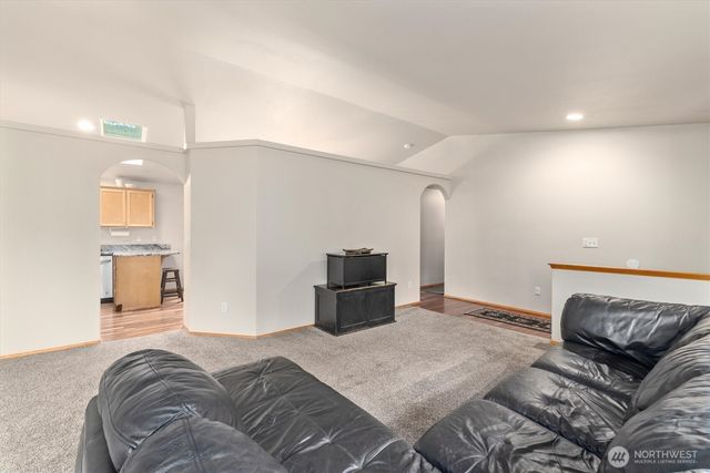 25873 175th Place SE, Covington, WA 98042