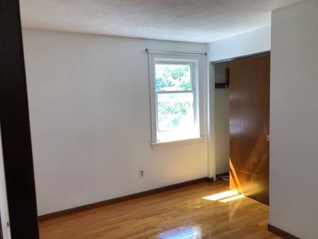 1195 Boylston St 1195, Newton, MA 02464