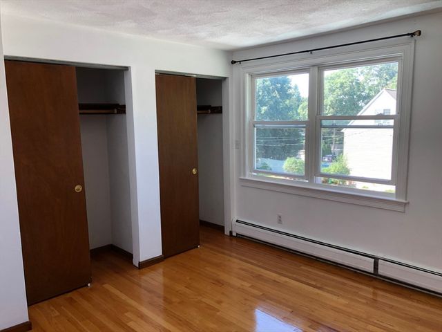 1195 Boylston St 1195, Newton, MA 02464