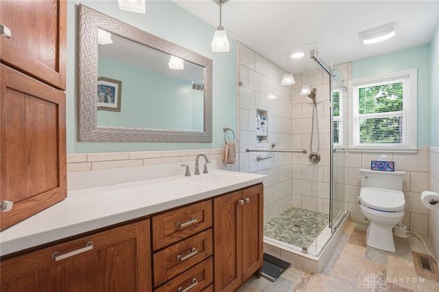 365 Highland Terrace, Kettering, OH 45429