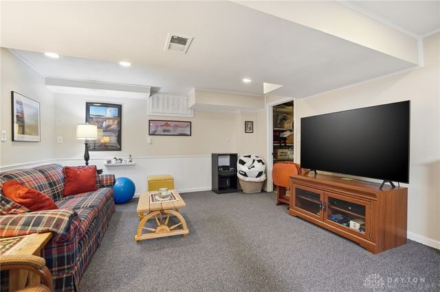 365 Highland Terrace, Kettering, OH 45429