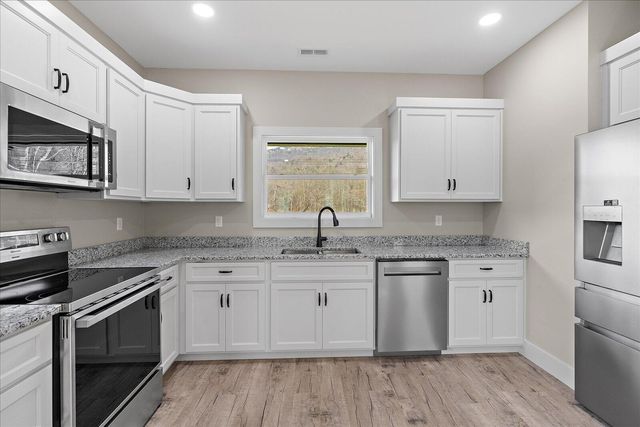 302 Cumberland Avenue, Jasper, TN 37347