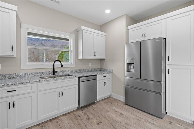 302 Cumberland Avenue, Jasper, TN 37347