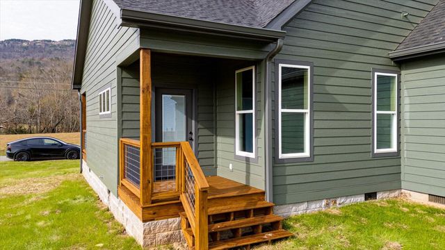 302 Cumberland Avenue, Jasper, TN 37347