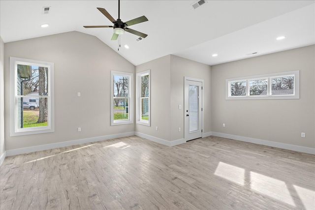 302 Cumberland Avenue, Jasper, TN 37347