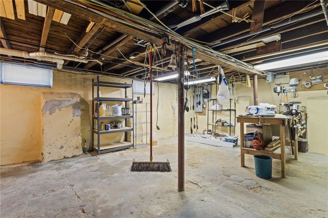 112 Owen Avenue, Pawtucket, RI 02860