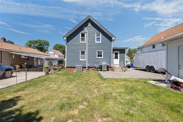 112 Owen Avenue, Pawtucket, RI 02860