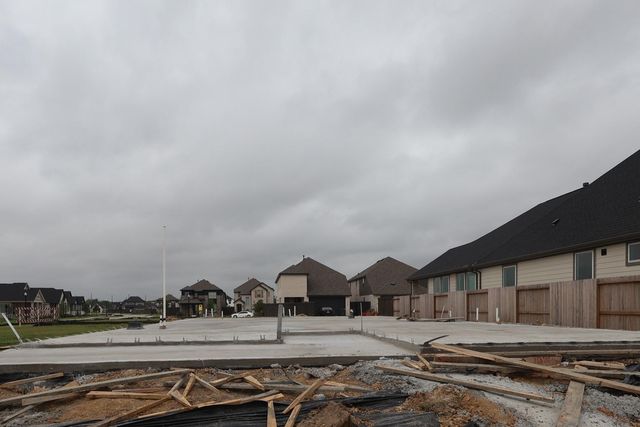 12107 Canal View Boulevard, Mont Belvieu, TX 77523
