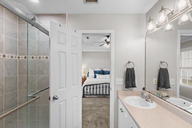 308 Golf View Dr, Dothan, AL 36301