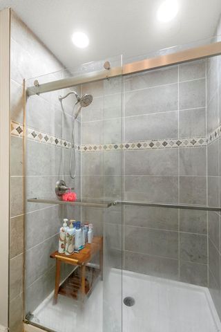 308 Golf View Dr, Dothan, AL 36301