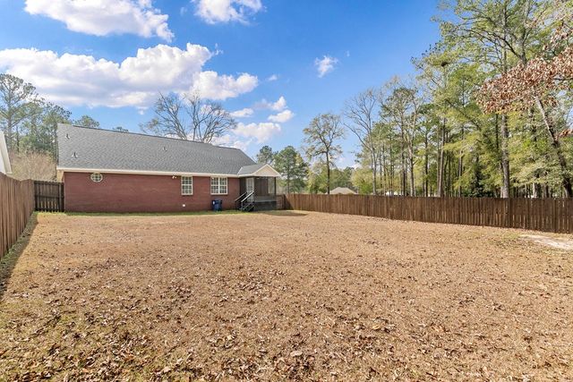 308 Golf View Dr, Dothan, AL 36301