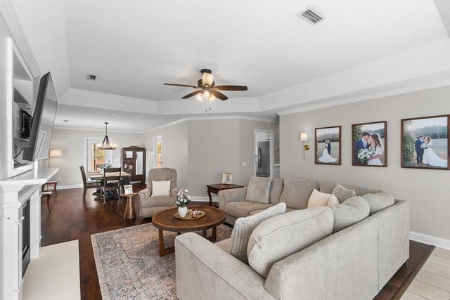 308 Golf View Dr, Dothan, AL 36301