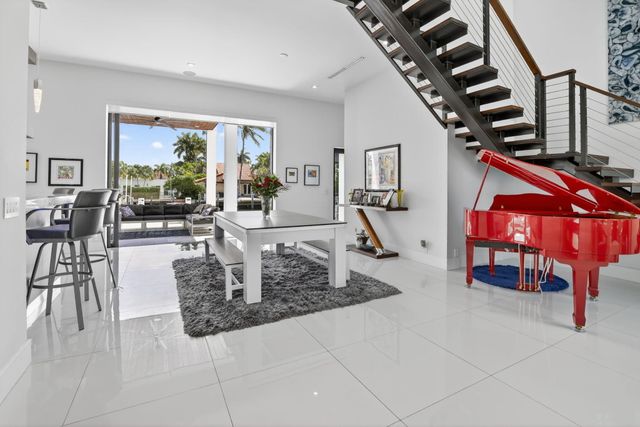 334 Isle Of Capri Drive, Fort Lauderdale, FL 33301