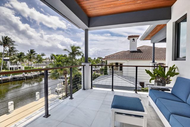 334 Isle Of Capri Drive, Fort Lauderdale, FL 33301