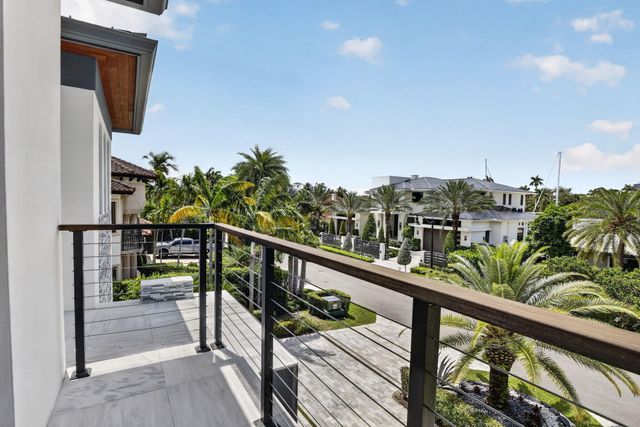334 Isle Of Capri Drive, Fort Lauderdale, FL 33301