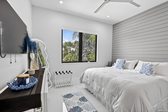 334 Isle Of Capri Drive, Fort Lauderdale, FL 33301