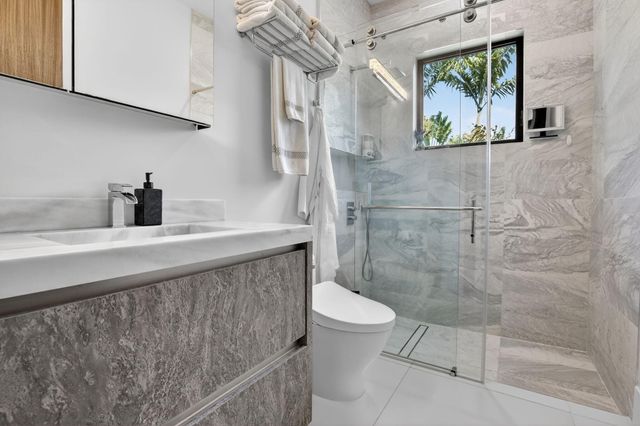 334 Isle Of Capri Drive, Fort Lauderdale, FL 33301