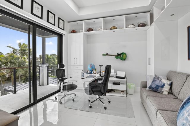 334 Isle Of Capri Drive, Fort Lauderdale, FL 33301