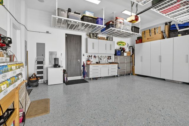 334 Isle Of Capri Drive, Fort Lauderdale, FL 33301