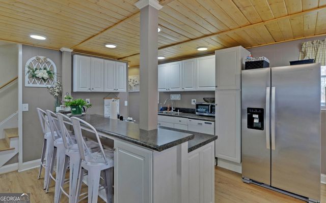 708 Knottywood Drive, Lavonia, GA 30553