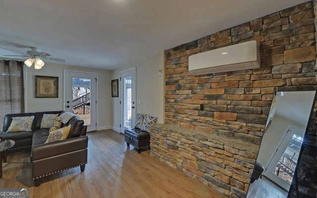 708 Knottywood Drive, Lavonia, GA 30553