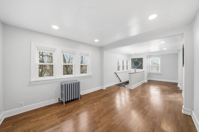 1940 N 19th Avenue, Melrose Park, IL 60160