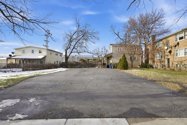 1940 N 19th Avenue, Melrose Park, IL 60160