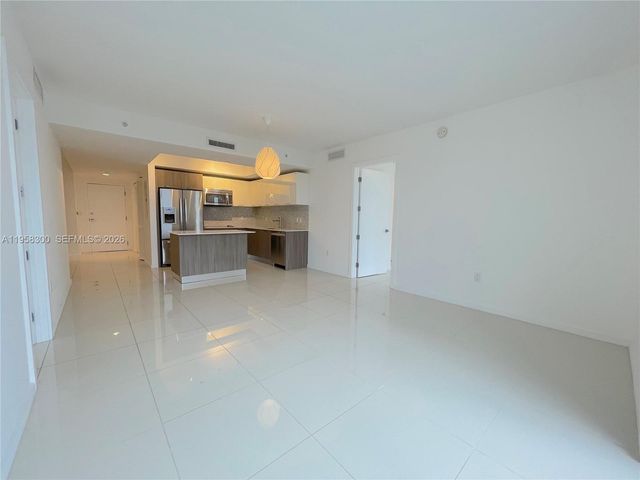 5252 NW 85th Ave 904, Doral, FL 33166